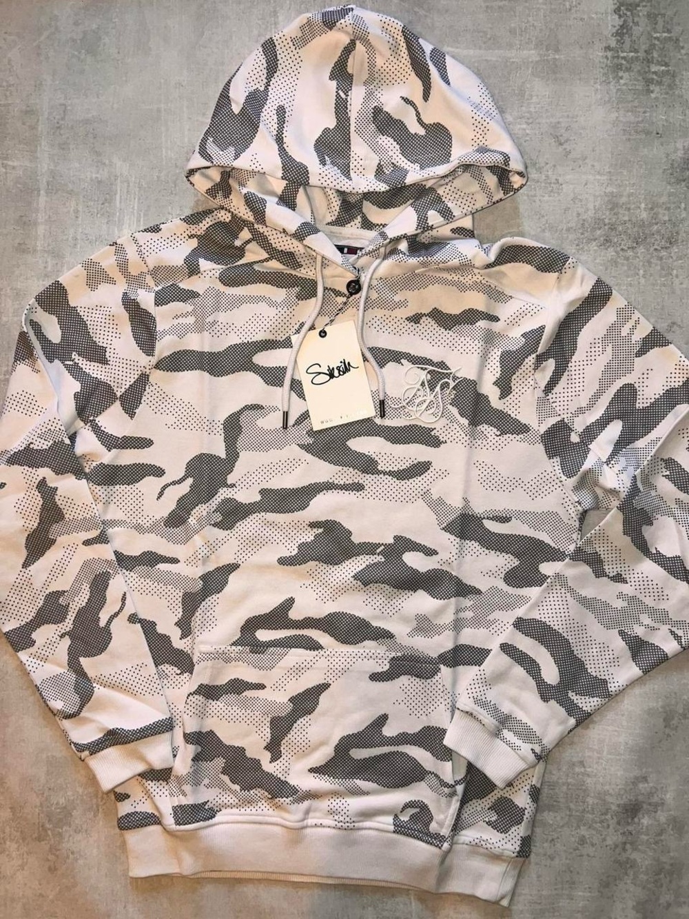 SikSilk Men's White & Gray Camouflage Hoodie